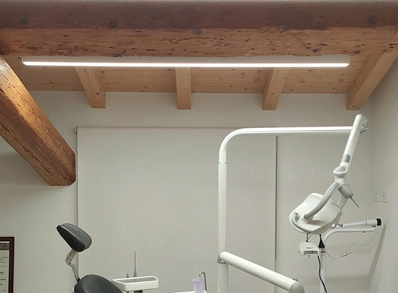 Illuminazione professionale su misura per uno studio dentistico